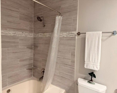 11711 Memorial Drive - Photo Thumbnail 11