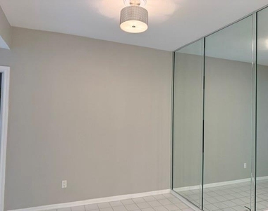 11711 Memorial Drive - Photo Thumbnail 8