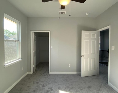 7655 Ameswood Road - Photo Thumbnail 18