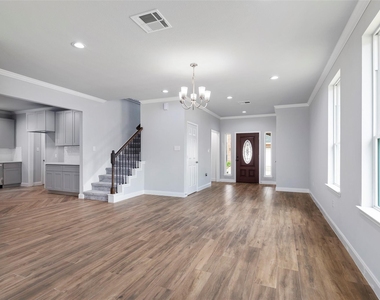 7655 Ameswood Road - Photo Thumbnail 7