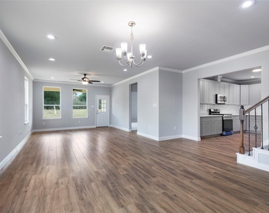 7655 Ameswood Road - Photo Thumbnail 8