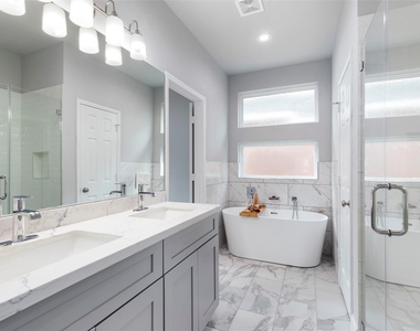 7655 Ameswood Road - Photo Thumbnail 16