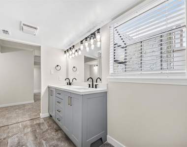 5328 Brownway Street - Photo Thumbnail 18