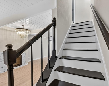 5328 Brownway Street - Photo Thumbnail 12