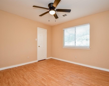 21219 Flat Creek Lane - Photo Thumbnail 9