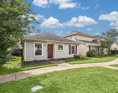 6106 Settlers Lake Circle E - Photo Thumbnail 1
