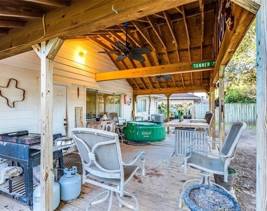 2618 Count Eric Drive - Photo Thumbnail 3