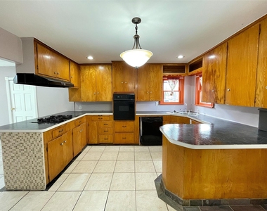 7230 Sims Drive - Photo Thumbnail 1