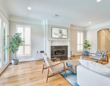 4028 Gramercy Street - Photo Thumbnail 15