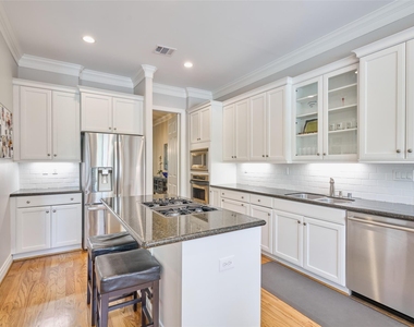 4028 Gramercy Street - Photo Thumbnail 21