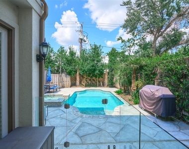 4028 Gramercy Street - Photo Thumbnail 37