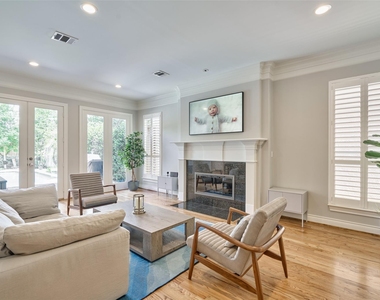 4028 Gramercy Street - Photo Thumbnail 13