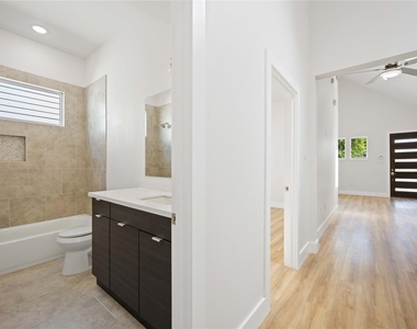 7614 Avenue L - Photo Thumbnail 24