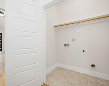 7614 Avenue L - Photo Thumbnail 18