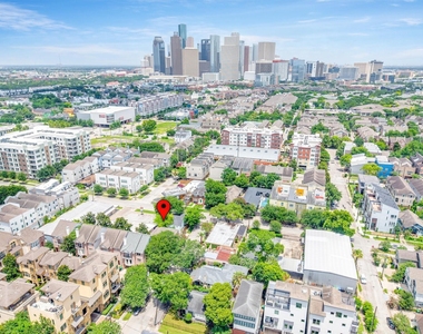 304 Bomar Street - Photo Thumbnail 19