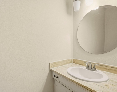 496 N Post Oak Lane - Photo Thumbnail 7