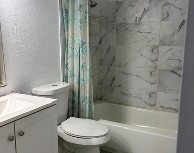12668 Windsor Village Drive - Photo Thumbnail 15