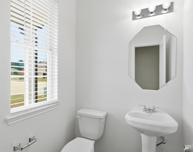 3503 Cannon Drive - Photo Thumbnail 3
