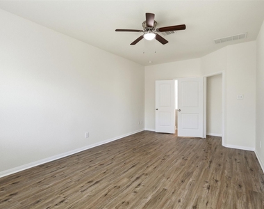 3503 Cannon Drive - Photo Thumbnail 14