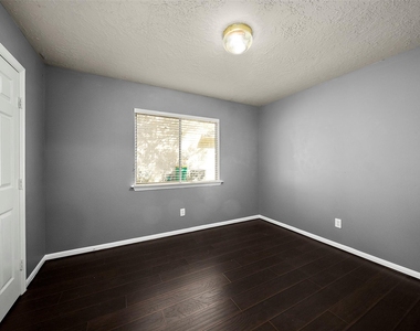 10 S Willow Point Circle - Photo Thumbnail 9