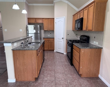 151 Forest Heights Lane - Photo Thumbnail 10