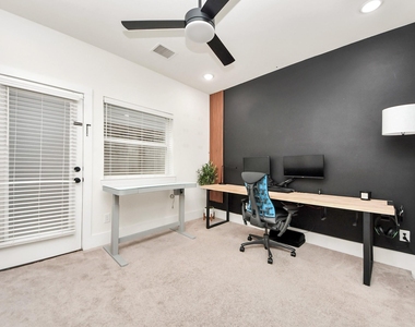 901 Lehman Street - Photo Thumbnail 29