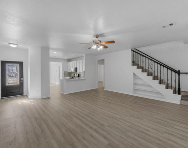 4810 Jarl Court - Photo Thumbnail 3