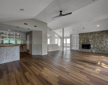 4 Waters Edge Street - Photo Thumbnail 10