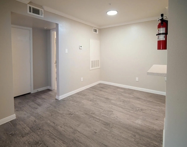 8455 Will Clayton Parkway - Photo Thumbnail 14