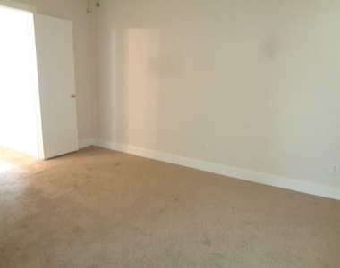 231 Silver Mist - Photo Thumbnail 10