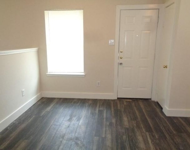 231 Silver Mist - Photo Thumbnail 5