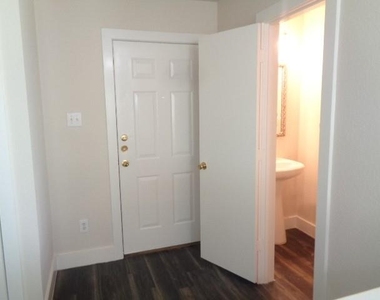 231 Silver Mist - Photo Thumbnail 8