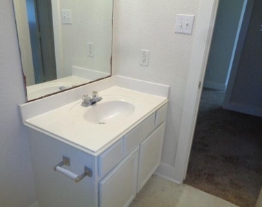 231 Silver Mist - Photo Thumbnail 17