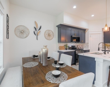 890 Lucky Street - Photo Thumbnail 18
