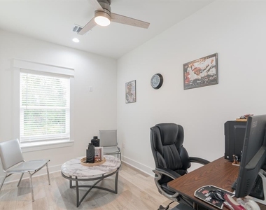 890 Lucky Street - Photo Thumbnail 35
