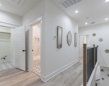 890 Lucky Street - Photo Thumbnail 25