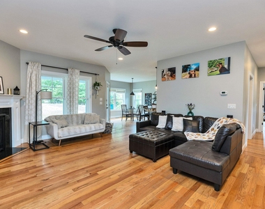 297 Merritt Nyberg - Photo Thumbnail 16