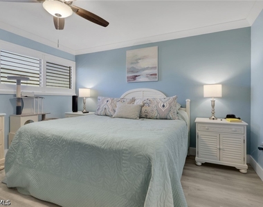 2121 Collier Avenue - Photo Thumbnail 12