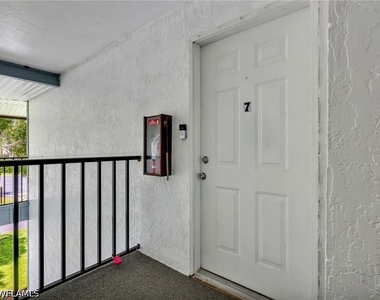 17420 Birchwood Lane - Photo Thumbnail 3