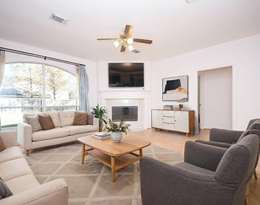 4323 Magnolia Lane - Photo Thumbnail 14