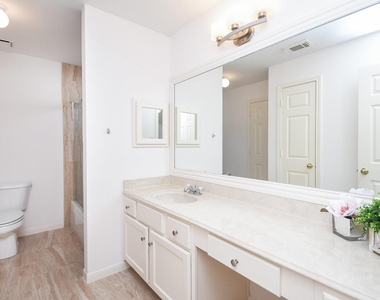 4323 Magnolia Lane - Photo Thumbnail 38