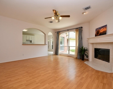 4323 Magnolia Lane - Photo Thumbnail 15