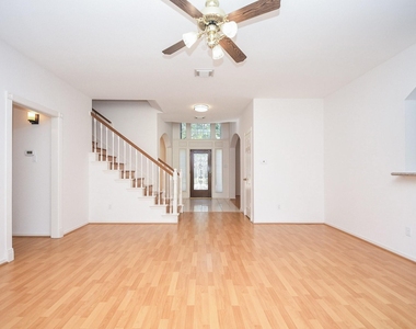 4323 Magnolia Lane - Photo Thumbnail 10