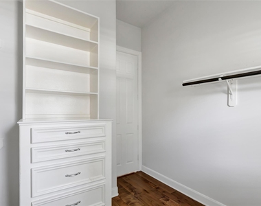 14115 Norhill Pointe Drive - Photo Thumbnail 33