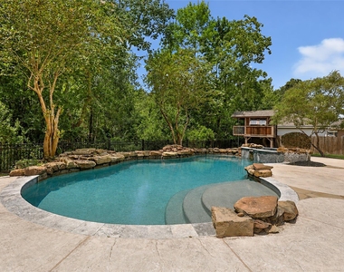 14115 Norhill Pointe Drive - Photo Thumbnail 7