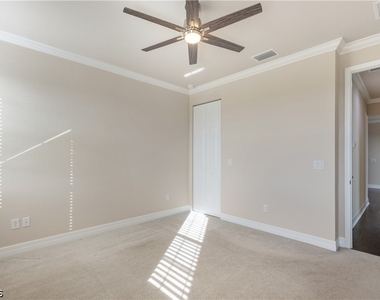 10026 Windy Pointe Court - Photo Thumbnail 37