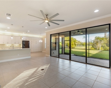 10026 Windy Pointe Court - Photo Thumbnail 9