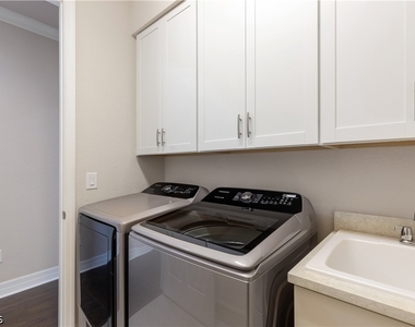 10026 Windy Pointe Court - Photo Thumbnail 30