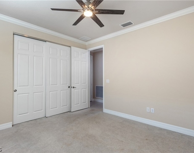 10026 Windy Pointe Court - Photo Thumbnail 7