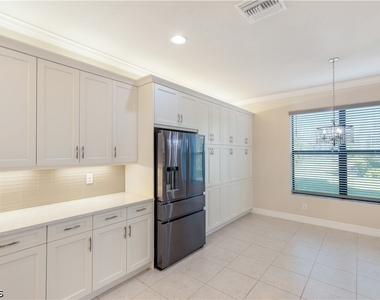 10026 Windy Pointe Court - Photo Thumbnail 21